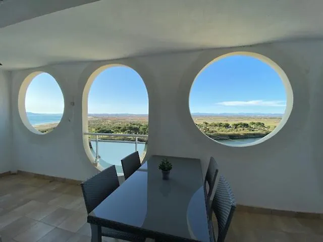 Delta Muga 2 - Apartamento En Primera Linea De Mar Con Vistas Al Mar Y Al Rio - Centro - Playa Apartment Empuriabrava